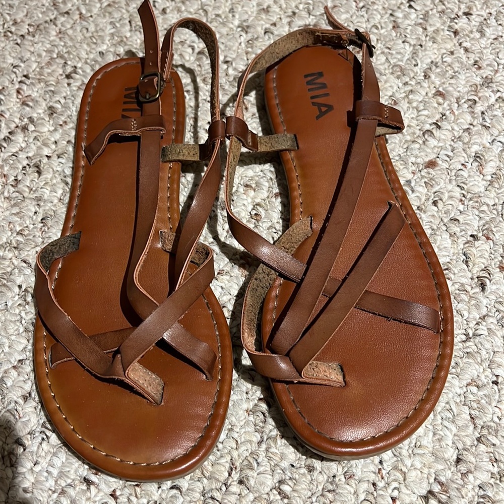 Mia sandals sz 8 EUC